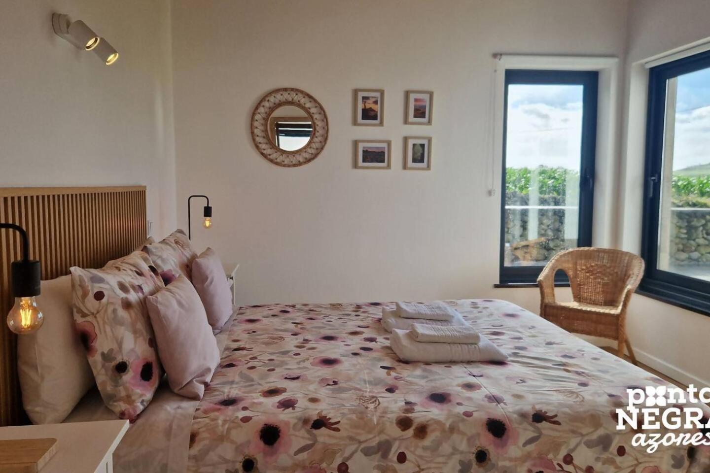 Photography House By Pontanegraazores Altares 外观 照片