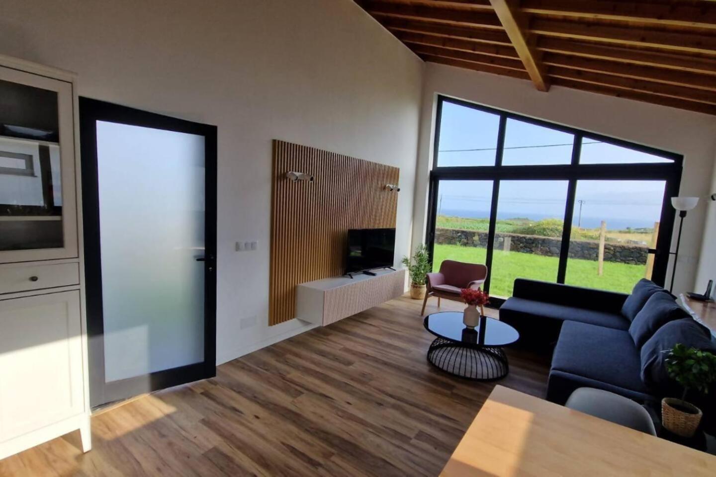 Photography House By Pontanegraazores Altares 外观 照片